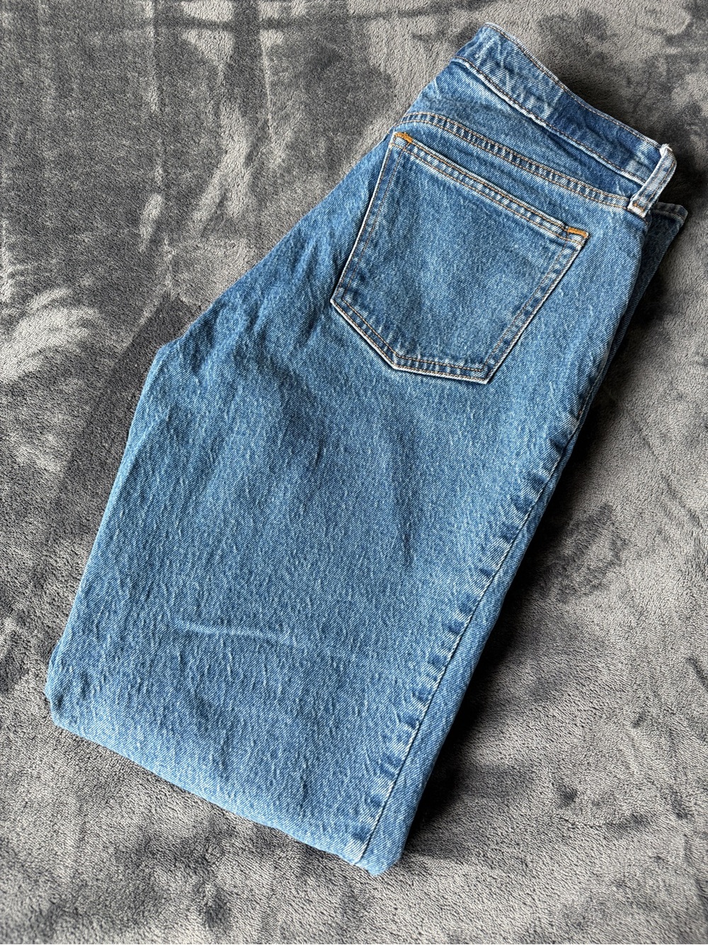 ✨Abercrombie & Fitch Women’s Medium Blue Relaxed Jeans